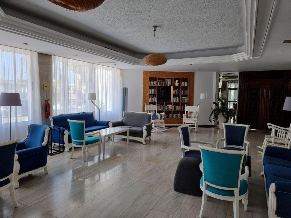 Nereus Hotel Paphos Kültér fotó