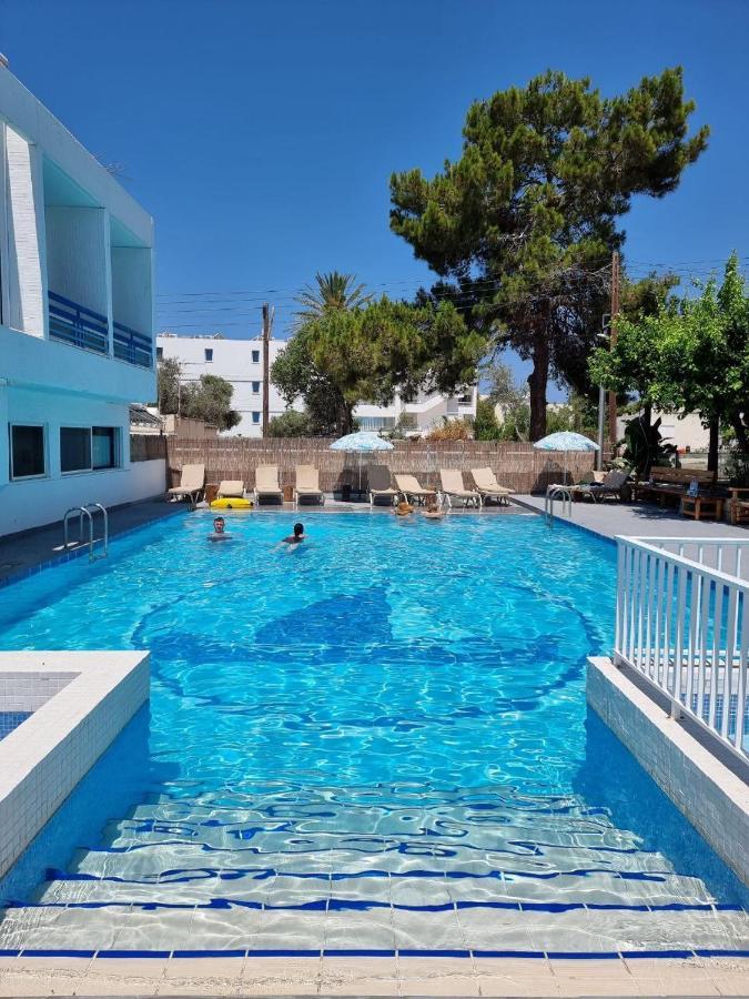 Nereus Hotel Paphos Kültér fotó